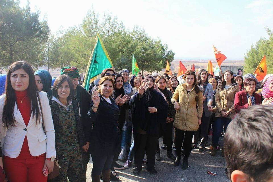 Thousands of people from Al-Jazera Canton took part in a march in Karajug for the International Day for the Elimination of Violence Against Women .